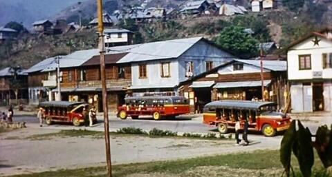 Dangwa Tranco Bus during a stop over Bontoc central